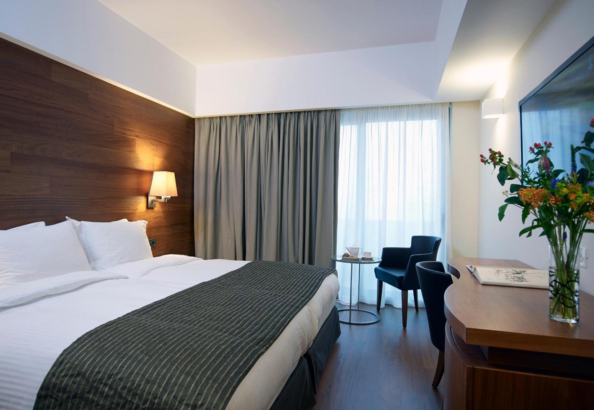 Premium Double or Twin Room,1436623360:JPEG